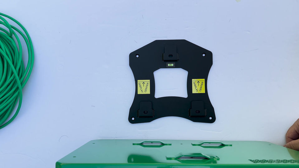 Mounting Your greenBOX Nxt